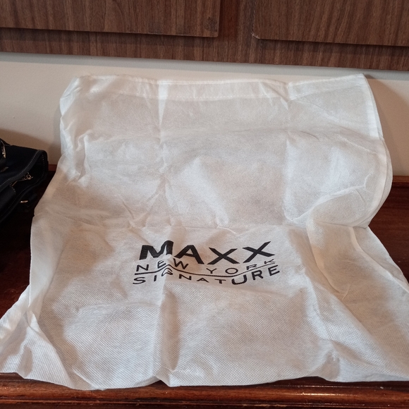 NWT MAXX NY Nylon Leather Trim 3 compartment Dust Cover - Picture 13 of 13
